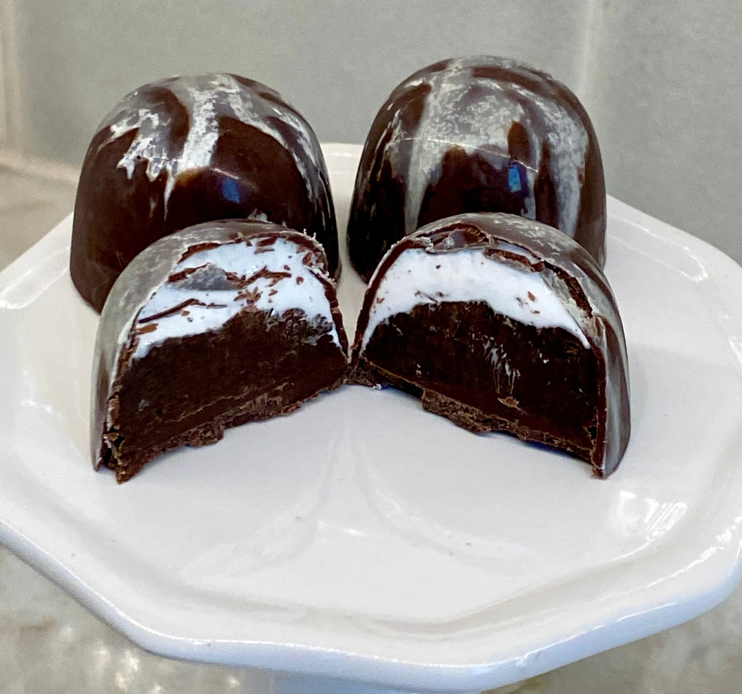 6 Mexican Hot Chocolate Bonbons - Confectionery Cuisine